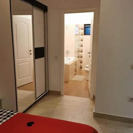 아파트 Ozzyhouse